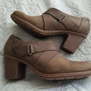 Clark's bootie